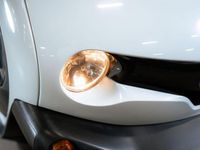 Begagnad Renault Twizy Urban 13 kW (18 HK) 2015 Vit Halvkombi