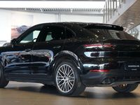 begagnad Porsche Cayenne Coupé E-Hybrid 2023 Svart