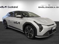 Begagnad Kia EV4 110 kW (150 HK) 2026 Vit Halvkombi