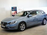 Begagnad Volvo V60 Momentum 190 HK (139 kW) 2016 Blå Kombi