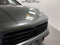Begagnad Porsche Cayenne Chrono 463 HK (340 kW) 2021 Mörkgrå (agate grey met.) SUV