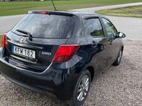 begagnad Toyota Yaris 5-dörrar 1.33 Dual VVT-i Euro 6 2016, Halvkombi