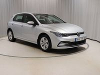 begagnad VW Golf VIII Life 1.0 eTSI 110hk Aut Värmare ACC Sensorer