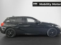begagnad BMW 120 d xDrive 5-dörrars Backkamera PDC M Sport 2018, Halvkombi
