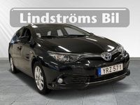 begagnad Toyota Auris Touring Sports Hybrid 1,8 Elhybrid Intense Vinterhjul Motorvärma 2018, Halvkombi