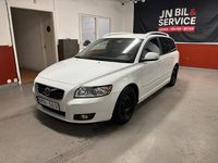 Begagnad Volvo V50 Momentum 116 HK (85 kW) 2012 Vit Kombi