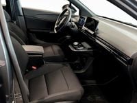 Begagnad MG MG4 EV 125 kW (170 HK) 2023 Grå Halvkombi
