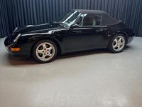 Begagnad Porsche 911 Carrera 286 HK (210 kW) 1998 Svart Cab