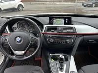 begagnad BMW 320 Gran Turismo d xDrive automat/dragkrok/Panorama euro6.