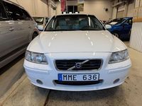 Begagnad Volvo S60 Momentum 163 HK (119 kW) 2007 Vit Sedan
