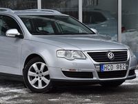 Begagnad VW Passat Sportline 105 HK (77 kW) 2010 Silver Kombi