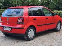 Begagnad VW Polo Trendline 75 HK (55 kW) 2006 Röd Halvkombi
