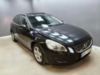 Begagnad Volvo V60 Momentum 205 HK (150 kW) 2013 Svart Kombi