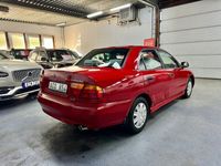 begagnad Mitsubishi Carisma Sedan 1.8 Automatisk NyServad Bes (116hk)