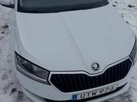 Begagnad Skoda Fabia 95 HK (69 kW) 2019 Laser white f3f Halvkombi