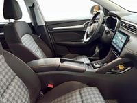 Begagnad MG ZS Comfort 114 kW (156 HK) 2022 Silver SUV