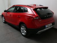 Begagnad Volvo V40 CC 150 HK (110 kW) 2019 Passion red solid Kombi