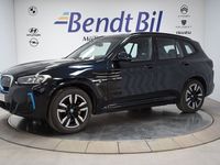 begagnad BMW iX3 Charged / Nav / Panorama / DAP / El-stol minne