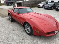 Begagnad Chevrolet Corvette 250 HK (183 kW) 1981 Röd Sportkupé