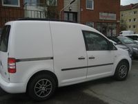 begagnad VW Caddy Skåpbil 1.6 TDI Euro 5 Automat Drag