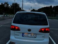 Begagnad VW Touran 140 HK (102 kW) 2011 Minibuss