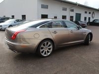 begagnad Jaguar XJ 3.0 V6 D, Portfolio, kamrem bytt, mkt fin, nyserv 2010, Sedan