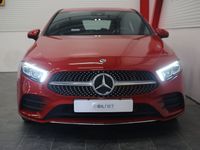 begagnad Mercedes A180 7G DCT AMG Line 18" Kamera Navi 1-ägare