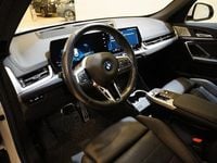 Begagnad BMW iX1 M Sport 230 kW (313 HK) 2022 Vit SUV