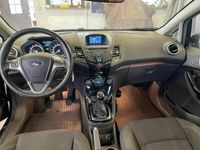 begagnad Ford Fiesta 5-dörrar 1.0 EcoBoost Euro 6 med 3076 mil