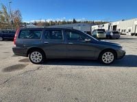Begagnad Volvo V70 Kinetic 140 HK (102 kW) 2007 Grå Kombi