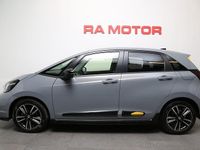 Begagnad Honda Jazz Hybrid 122 HK (89 kW) 2024 Grå Halvkombi
