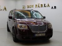 Begagnad Chrysler Town & Country 200 HK (147 kW) 2009 Röd Minibuss