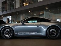 Begagnad Porsche 911 548 HK (403 kW) 2024 Grå