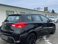 Begagnad Toyota Auris Active 90 HK (66 kW) 2014