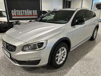 Begagnad Volvo V60 CC Summum 190 HK (139 kW) 2016 Silver Kombi