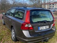 begagnad Volvo V70 2.5T Momentum Euro 4
