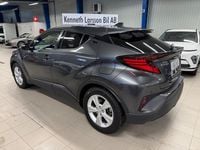 Begagnad Toyota C-HR Executive 122 HK (89 kW) 2023 Grå SUV