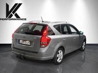 Begagnad Kia Ceed Sportswagon 128 HK (94 kW) 2011 Silver Kombi