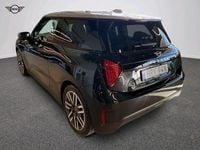 Begagnad Mini Cooper 136 kW (186 HK) 2024 Svart Halvkombi