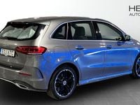 Begagnad Mercedes B250e 2022 Grå Minibuss