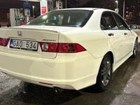 Begagnad Honda Accord 155 HK (114 kW) 2008 White pearl metallic