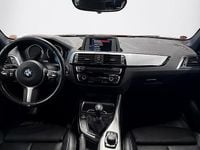 Begagnad BMW 118 M Sport 136 HK (100 kW) 2018 Orangemetallic Halvkombi