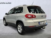 Begagnad VW Tiguan Sportline 140 HK (102 kW) 2011 Ljusgrå SUV