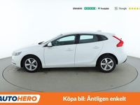 Begagnad Volvo V40 Momentum 124 HK (91 kW) 2015 Vit Halvkombi