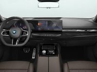 Begagnad BMW 530 M Sport 299 HK (219 kW) 2025 Svart Kombi