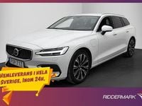 Begagnad Volvo V60 Core 350 HK (257 kW) 2023 Vit Kombi