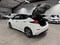 Begagnad Nissan Leaf Acenta 110 kW (150 HK) 2019 Vit Halvkombi