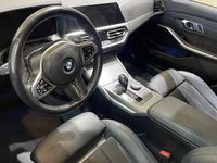 begagnad BMW 328 330e xDrive M-Sport Dragkrok Navi Komfortöppning HiFi 2021, Sedan