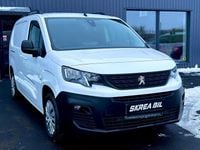 Begagnad Peugeot Partner 103 HK (75 kW) 2022 Vit Minibuss