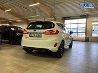 begagnad Ford Fiesta 1.0 100 Titanium A 5-d 2018, Halvkombi